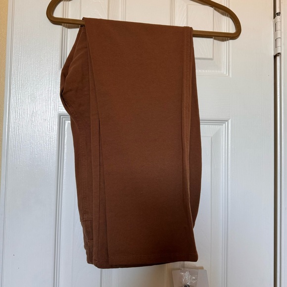 Dream Jeannes Quacker Factory Size 10 Short Stretchy Jeans Beaded pockets Tan - Picture 2 of 4